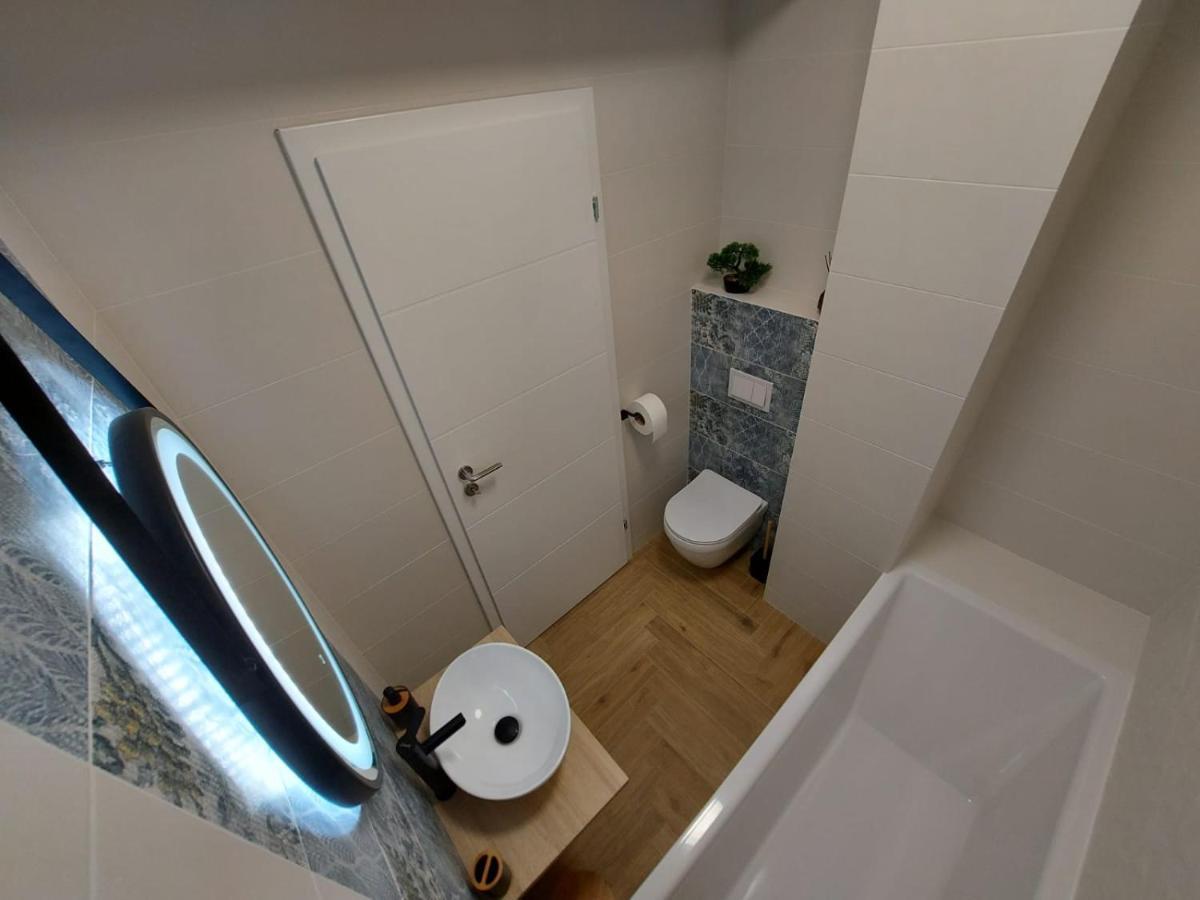 Panoramic Apartments Oradea Buitenkant foto