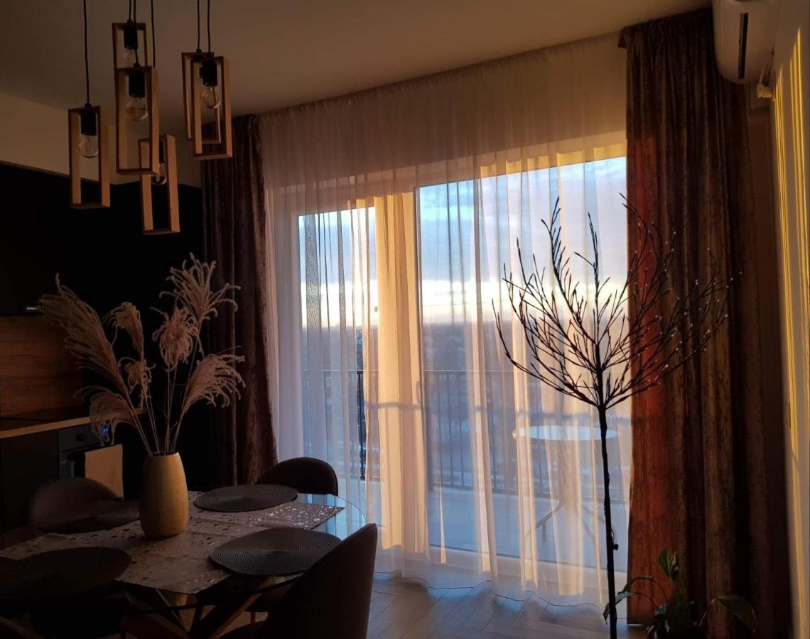 Panoramic Apartments Oradea Buitenkant foto