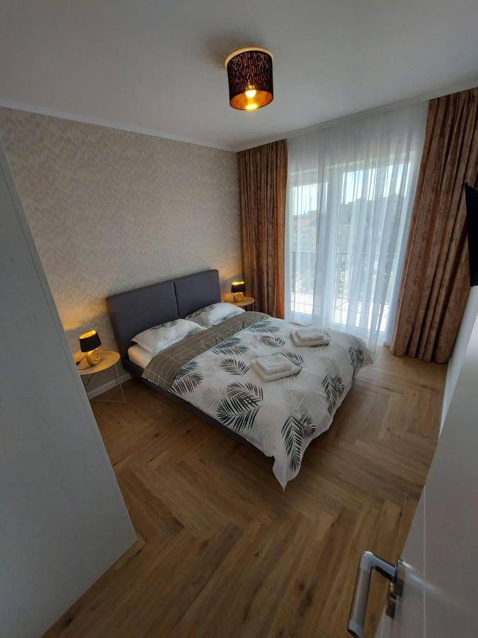 Panoramic Apartments Oradea Buitenkant foto