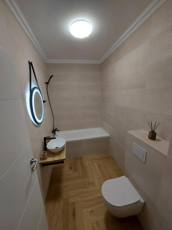 Panoramic Apartments Oradea Buitenkant foto