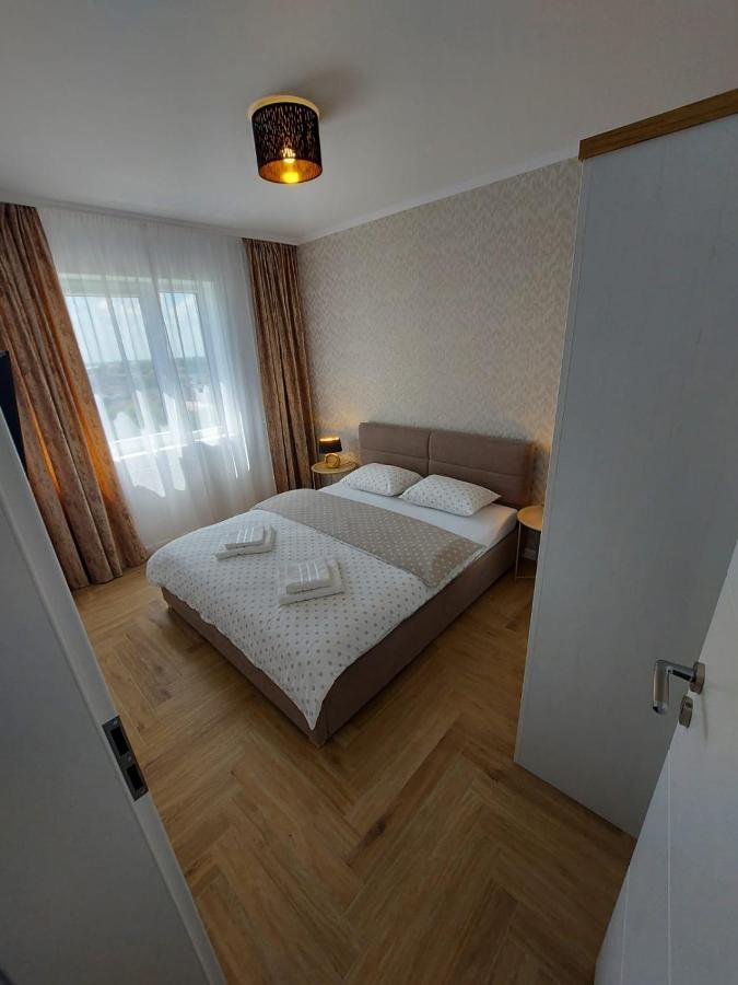 Panoramic Apartments Oradea Buitenkant foto